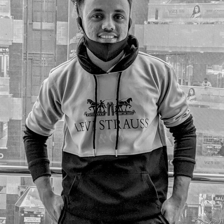 Portrait of Alex Navarro, community mentor and Italian cuisine specialist